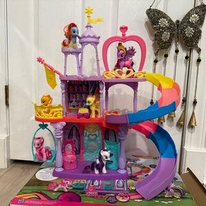 My Little Pony Friendship is Magic Twighlight Sparkle Playset With BONUS Figures